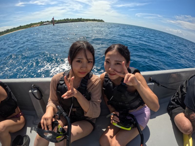 わくわくボートシュノーケリング＋日帰り海水浴｜沖縄水納島オーシャン