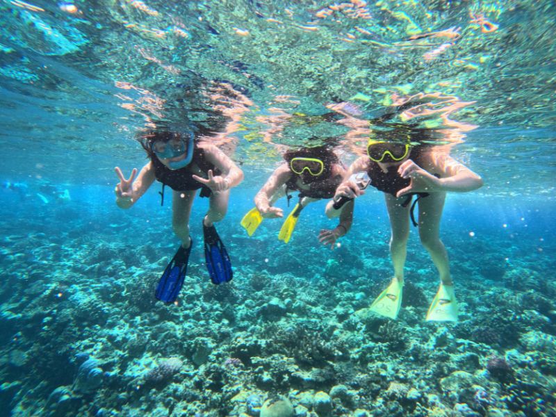 ボートシュノーケリング＋マリンスポーツ3種｜沖縄水納島オーシャン